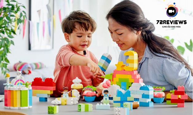 Đồ chơi giúp bé phát triển toàn diện