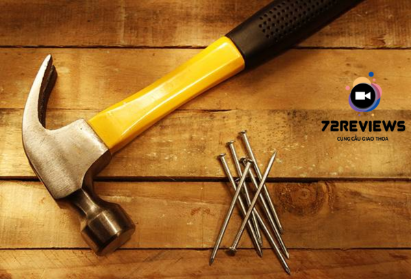 Ngôi nhà tiện nghi không thể thiếu búa và đinh