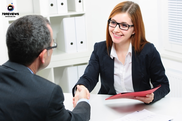 Nhân viên kinh doanh là những nhân sự quan trọng hàng đầu của công ty