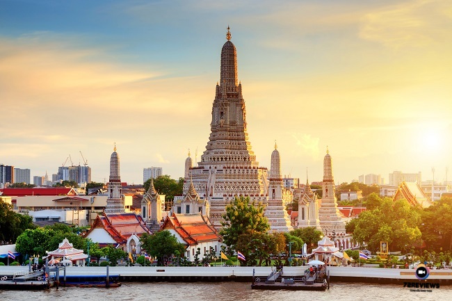 So sánh giá cả và chất lượng tour du lịch của các đơn vị cung cấp