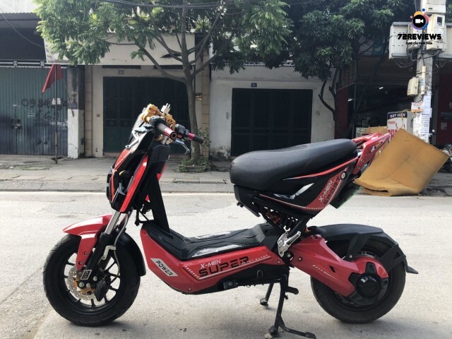 Xe yên liền thường được chọn nhiều hơn vì có phần yên rộng chở được 2 người